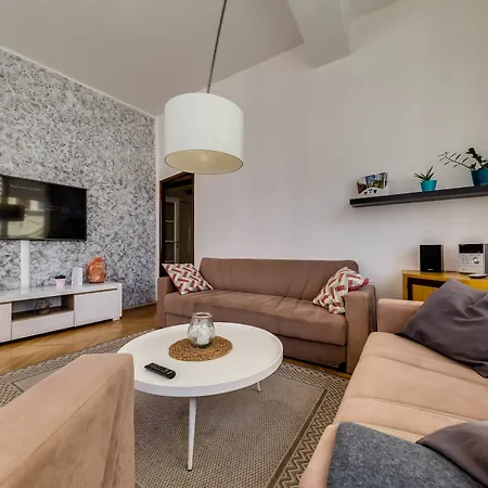Apartment Center *