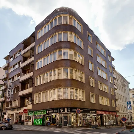 Center * Prague
